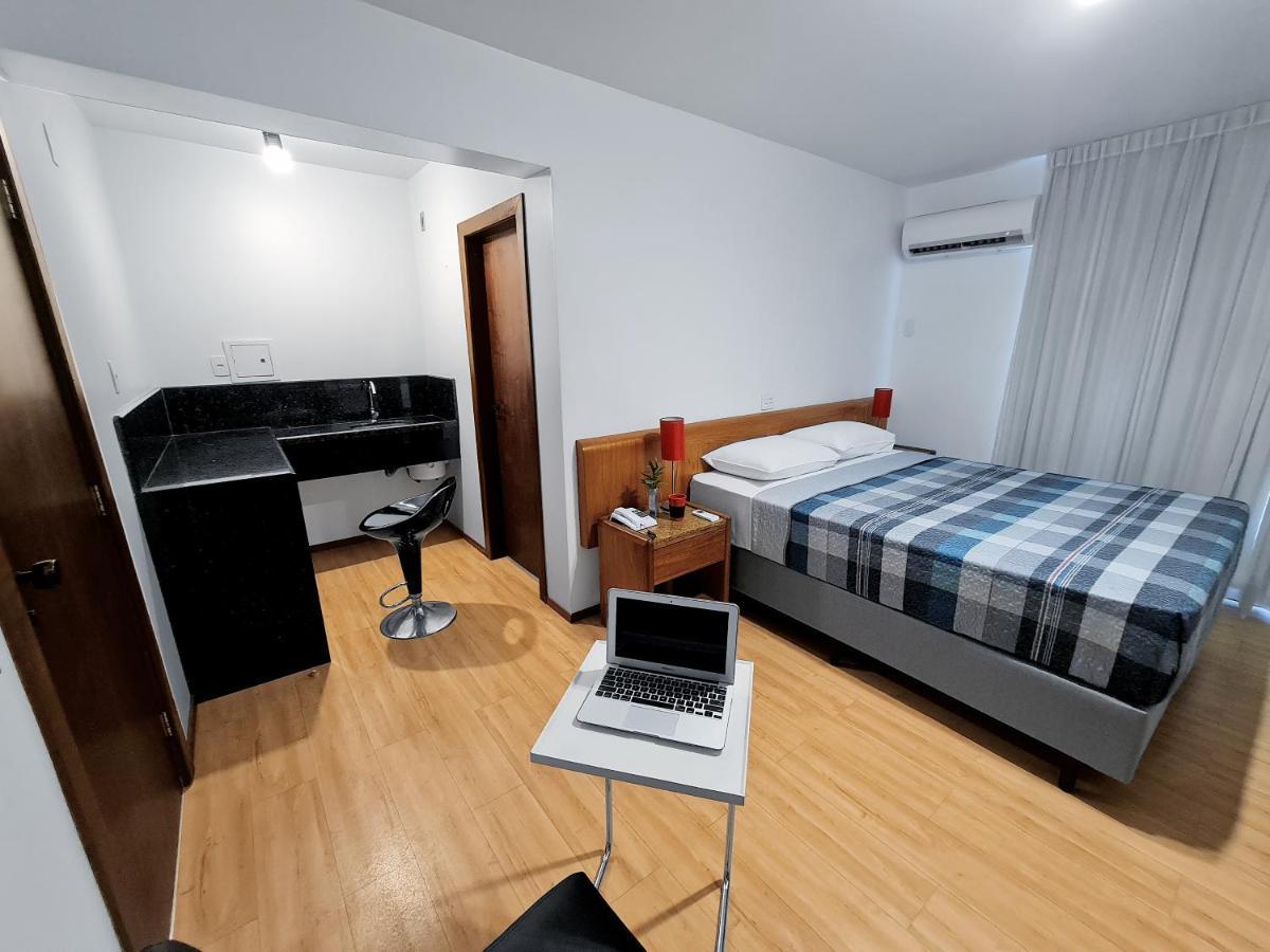 Hotel Germania 주앵빌 외부 사진